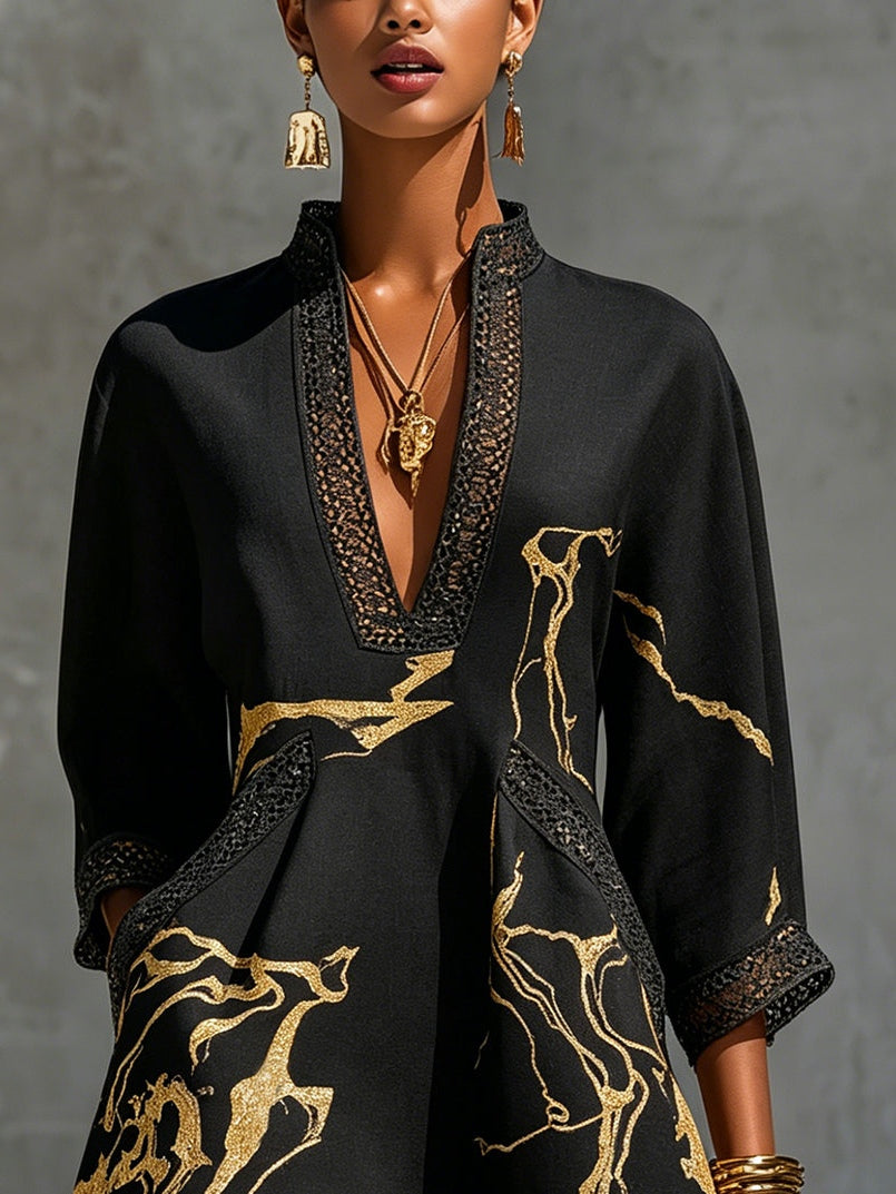 Lara | Minivestido negro con estampado de mármol dorado y encaje de ganchillo